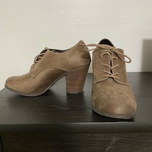 Abound laced high heel bootie